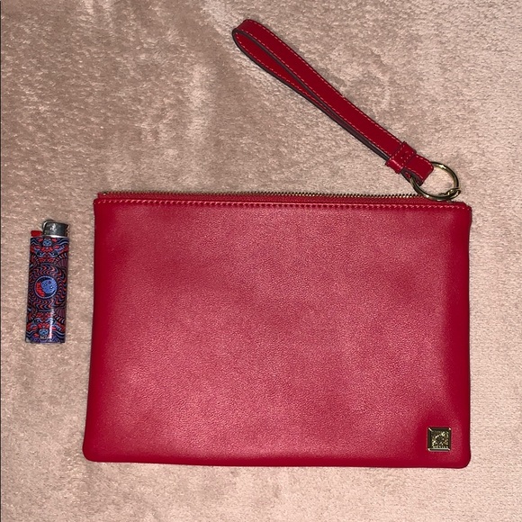 ANNE AK KLEIN Red Leather wristlet - Picture 4 of 5